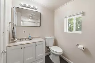 325 15th St, Sacramento, CA 95814 - Photo 17