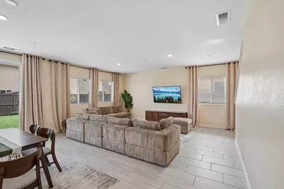 7260 Robins Cove Drive, Stockton, CA 95219 - Photo 7