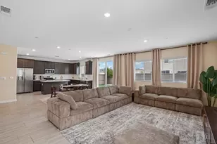 7260 Robins Cv Dr, Stockton, CA 95219 - Photo 9