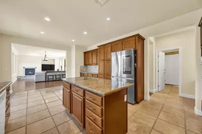 1046 Smith Way, Folsom, CA 95630 - Photo 47