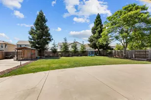 2148 Coffee Creek Way, Plumas Lake, CA 95961 - Photo 23