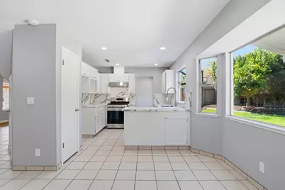 936 Oakbrooke Court, Modesto, CA 95351 - Photo 13