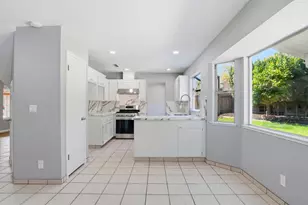 936 Oakbrooke Ct, Modesto, CA 95351 - Photo 13