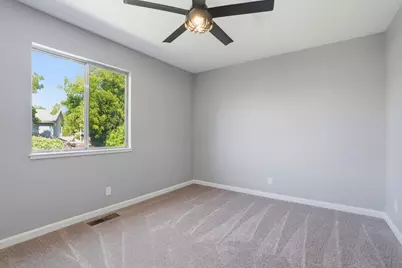 936 Oakbrooke Court, Modesto, CA 95351 - Photo 23