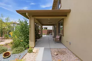 1049 Blue Range Wy, Roseville, CA 95747 - Photo 33