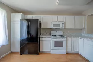 7003 Royal Links Dr, Riverbank, CA 95367 - Photo 7
