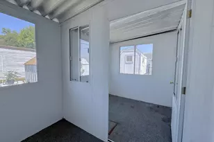 Hobbs Ln, Sacramento, CA 95842 - Photo 33