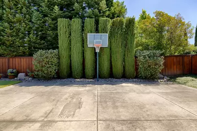 9290 Eagle Springs Place, Roseville, CA 95747 - Photo 39