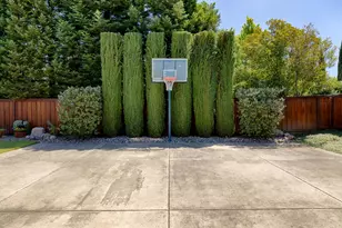 9290 Eagle Springs Pl, Roseville, CA 95747 - Photo 39