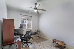 9421 Blue Mountain Way, Sacramento, CA 95829 - Photo 23