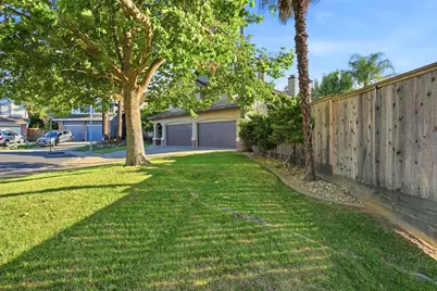 8950 Alps, Elk Grove, CA 95624 - Photo 3