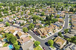 8950 Alps, Elk Grove, CA 95624 - Photo 79