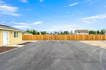 4693 Ardmore Avenue, Olivehurst, CA 95961 - Photo 7