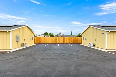 4693 Ardmore Avenue, Olivehurst, CA 95961 - Photo 5