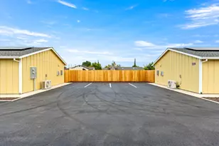 4693 Ardmore Ave, Olivehurst, CA 95961 - Photo 5
