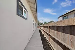 1721 N Golden Gate Ave, Stockton, CA 95205 - Photo 43