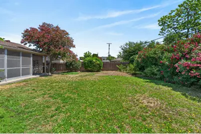 4736 F Parkway, Sacramento, CA 95823 - Photo 37