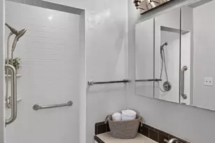 4736 F Pkwy, Sacramento, CA 95823 - Photo 21