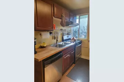 1624 Sacramento Avenue, West Sacramento, CA 95605 - Photo 3