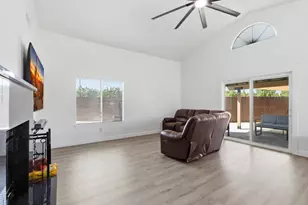 2248 Clear Creek Ct, Newman, CA 95360 - Photo 11