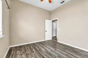 9063 Old Creek Dr, Elk Grove, CA 95758 - Photo 29