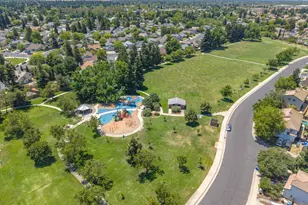 9063 Old Creek Dr, Elk Grove, CA 95758 - Photo 57