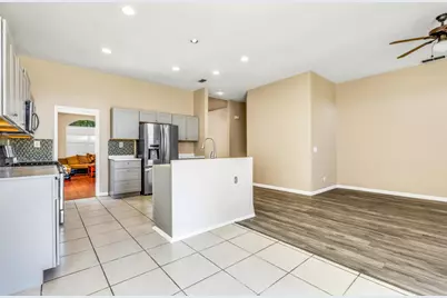 9063 Old Creek Drive, Elk Grove, CA 95758 - Photo 17