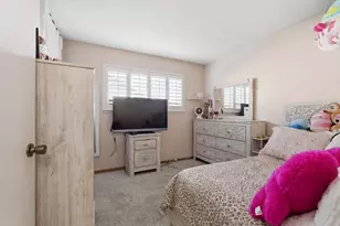 5905 Merlindale Dr, Citrus Heights, CA 95610 - Photo 17
