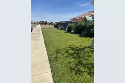 636 Pinelli Drive, Los Banos, CA 93635 - Photo 3