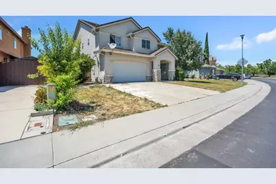 8859 Shasta Lily Drive, Elk Grove, CA 95624 - Photo 3