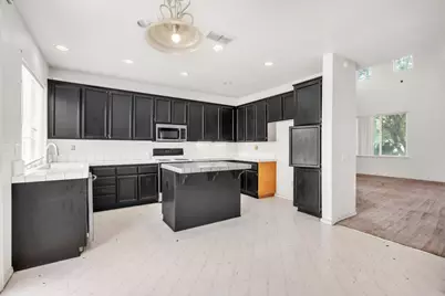 8859 Shasta Lily Drive, Elk Grove, CA 95624 - Photo 13