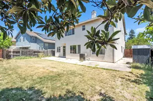 8859 Shasta Lily Dr, Elk Grove, CA 95624 - Photo 41