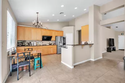9516 Grasmeer Way, Elk Grove, CA 95624 - Photo 17