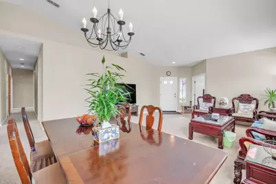 9516 Grasmeer Way, Elk Grove, CA 95624 - Photo 11