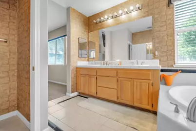 9516 Grasmeer Way, Elk Grove, CA 95624 - Photo 23