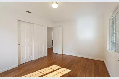 21 W Mayfair Avenue, Stockton, CA 95207 - Photo 23