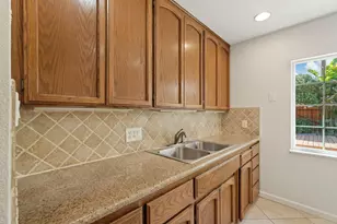 21 W Mayfair Ave, Stockton, CA 95207 - Photo 17