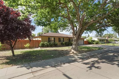 21 W Mayfair Avenue, Stockton, CA 95207 - Photo 3