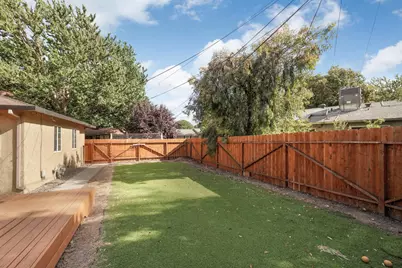 21 W Mayfair Avenue, Stockton, CA 95207 - Photo 31