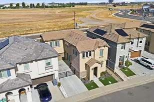 1060 Sagittaria Cir, Rocklin, CA 95765 - Photo 3