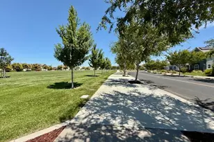 2482 Augusta Ave, Tracy, CA 95377 - Photo 45