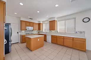 1381 Haddington Dr, Folsom, CA 95630 - Photo 23