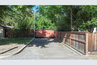 2236 Idaho Avenue, Stockton, CA 95204 - Photo 3