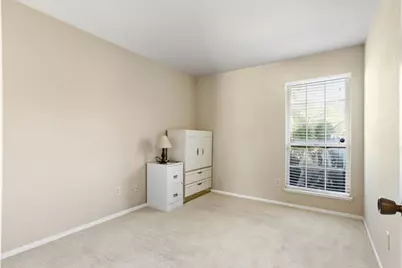 1840 Village Drive, Tracy, CA 95376 - Photo 23
