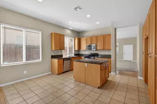 8161 Grisham Way, Elk Grove, CA 95758 - Photo 13
