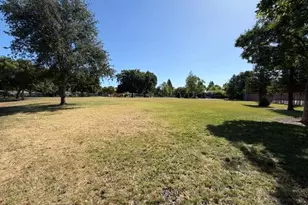 4183 Brookfield Dr, Sacramento, CA 95823 - Photo 35