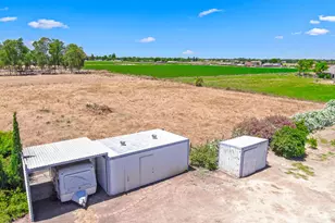 13536 McFarland St, Galt, CA 95632 - Photo 9