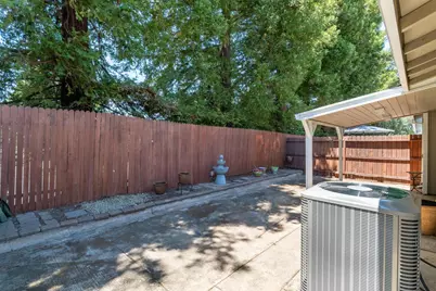 1142 Meadow Gate Drive, Roseville, CA 95661 - Photo 23