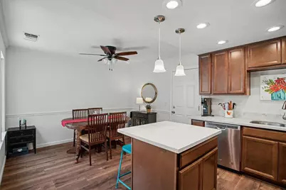 1142 Meadow Gate Drive, Roseville, CA 95661 - Photo 9