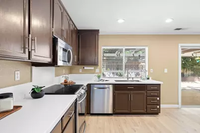 1555 Monterey Court, Tracy, CA 95376 - Photo 13